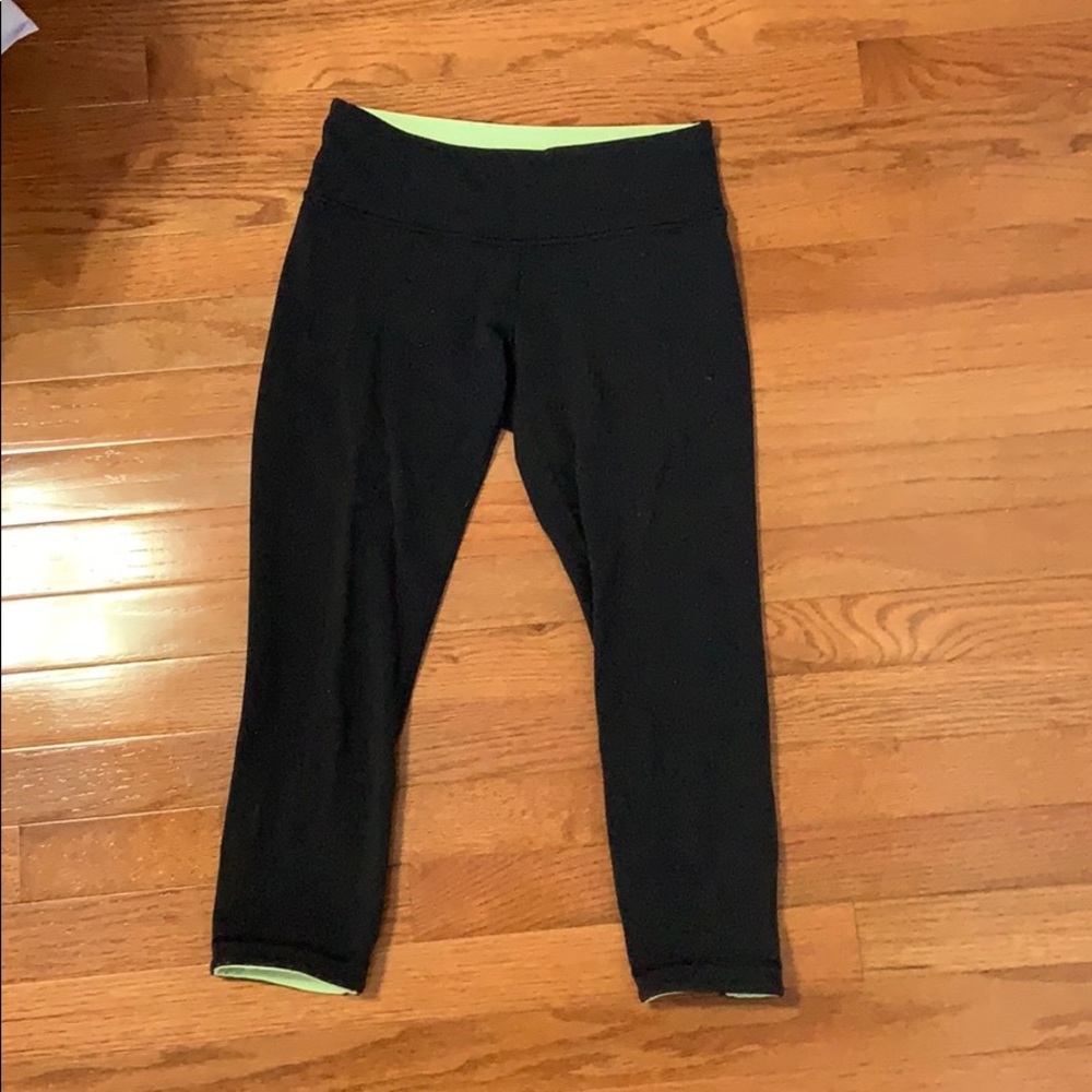 Lululemon reversible crop leggings